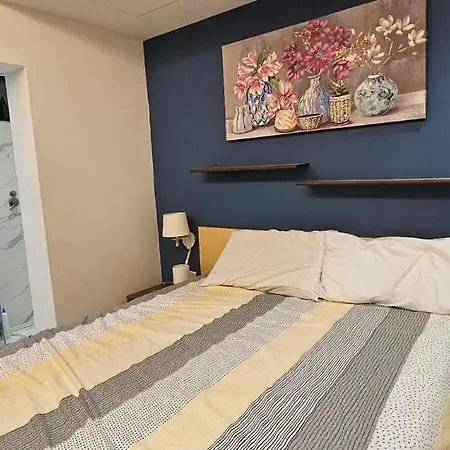 Balluta Bay Seaview 2 Bedrooms 2 Bathrooms *