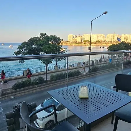 Apartman Balluta Bay Seaview 2 Bedrooms 2 Bathrooms San Ġiljan
