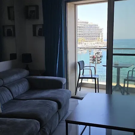 Balluta Bay Seaview 2 Bedrooms 2 Bathrooms Hotel San Ġiljan