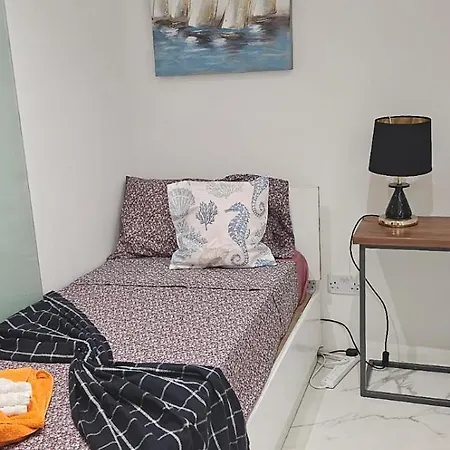Balluta Bay Seaview 2 Bedrooms 2 Bathrooms 3* San Ġiljan